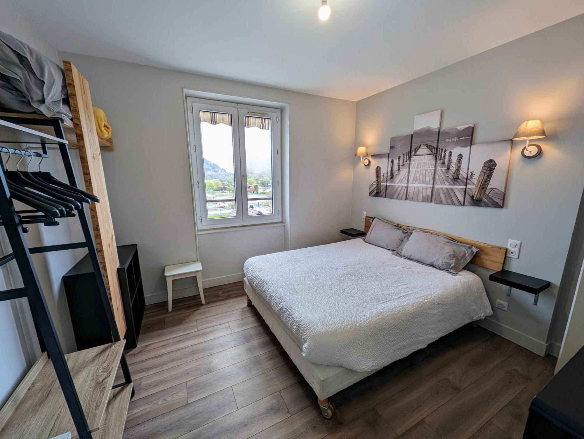 Logis Hotel Le Beau Site Chambon-sur-Lac Luaran gambar