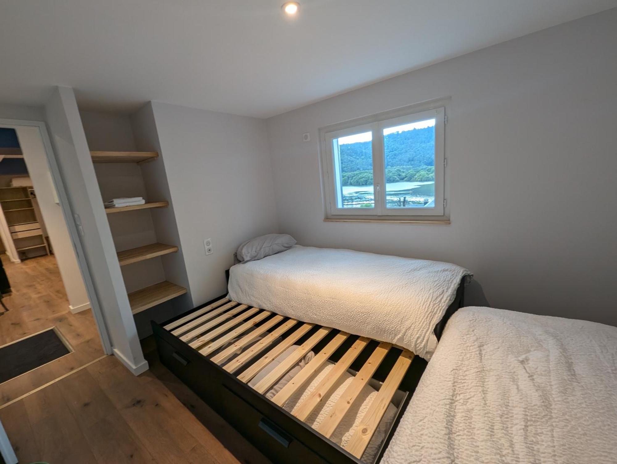 Logis Hotel Le Beau Site Chambon-sur-Lac Luaran gambar
