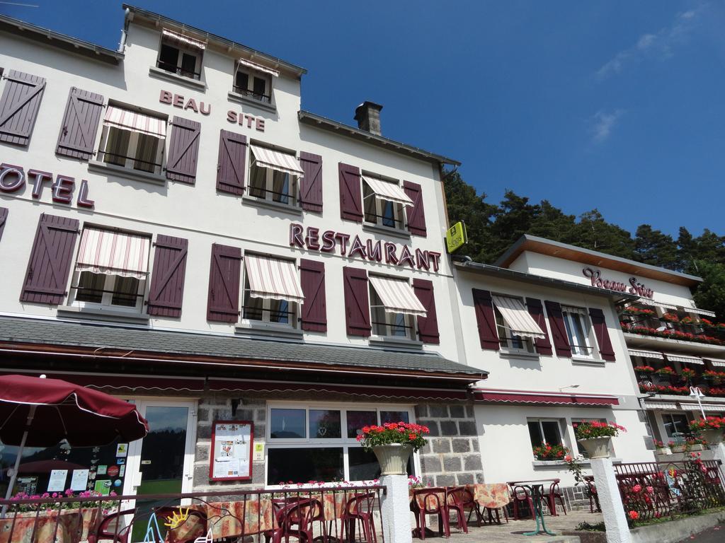 Logis Hotel Le Beau Site Chambon-sur-Lac Luaran gambar